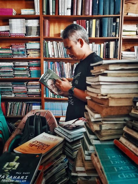 Buku teks sk (2017) tingkatan 4. Jawapan Buku Pelangi Bahasa Melayu - Opening i