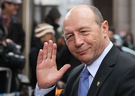 Traian basescu / stiri traian basescu. Ex-President Traian Basescu defends Elena Udrea, Alina ...
