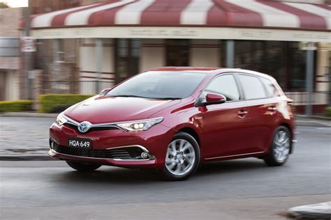 The telly boys' first cars have been battling it out. Top 10 best new cars for Uber drivers | PerformanceDrive