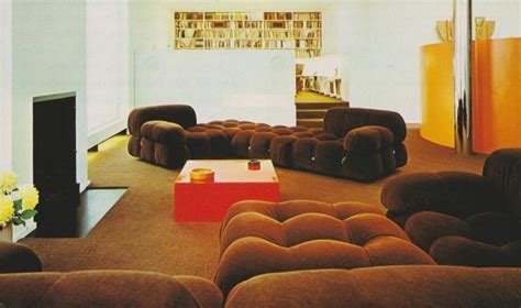 While i am reasonable certain that these were not the homes of the 'average josef', i am still struck by the airiness, friendliness, and dedication to. Houses Architects Live In - 1970s Interior Design - Voices ...
