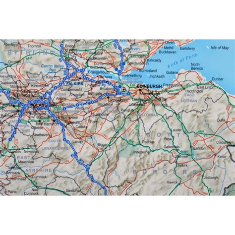 Odległości pomiędzy miastami, wyznaczanie drogi dojazdu. Mapa magnetyczna Wielka Brytania drogowa 1:850tys.88x120cm. MI
