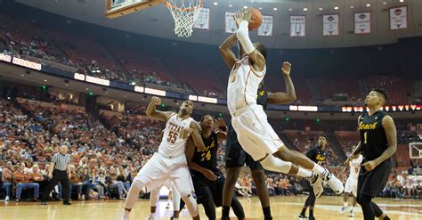 Texas Longhorns Basketball Holmes Is The Can Do Anything Player For
