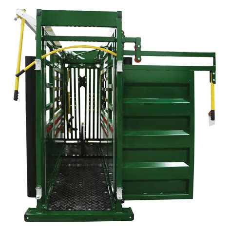 Q Catch 87 Series Cattle Squeeze Chute 15 Year Warranty Arrowquip