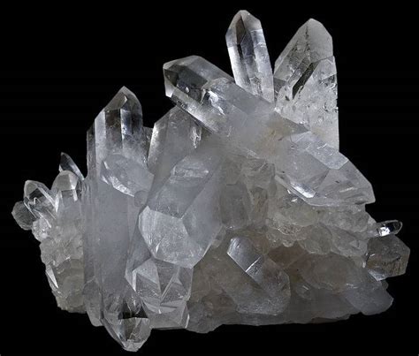 Cuarzo transparente o cristal de roca: 4 propiedades mágicas infalibles