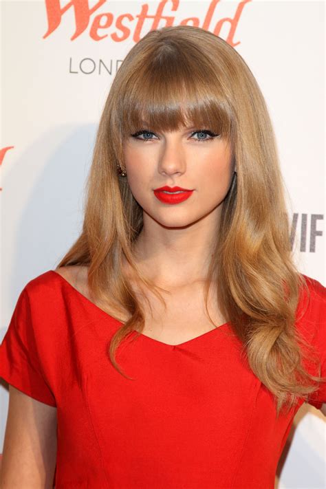 Hairstyles With Bangs More Taylor Swift Bangs Celebrity Bangs Hairstyles With Bangs
