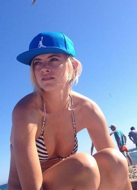 Emily Wickersham Bio Feet 6 Hot Bikini Pics Height