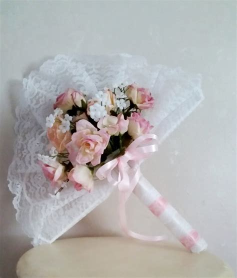 Silk wedding bouquets on fans. Lace Fan Bridal Bouquet Pink White Silk Wedding Flowers ...