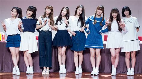 Oh My Girl K Pop Band Detained At Los Angeles Airport On Suspicion Of
