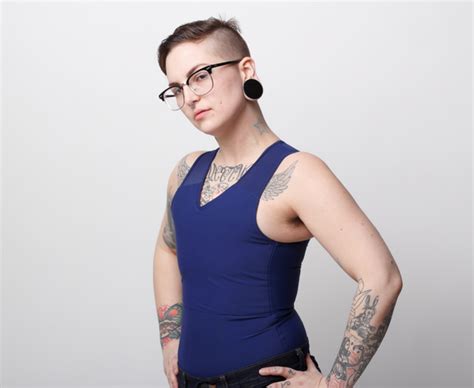 Chest Binding Helps Smooth The Way For Transgender Teens But There May Be Risks The New York