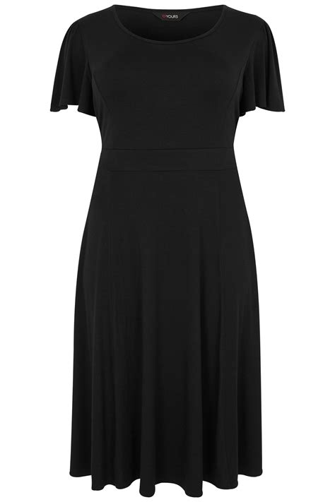 Black Fit And Flare Skater Dress With Tie Waist And Flute Sleeves Plus
