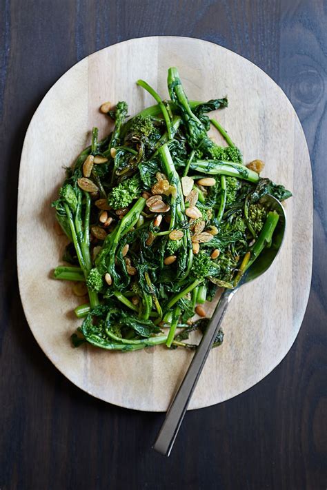 Can You Eat Broccoli Rabe Flowers