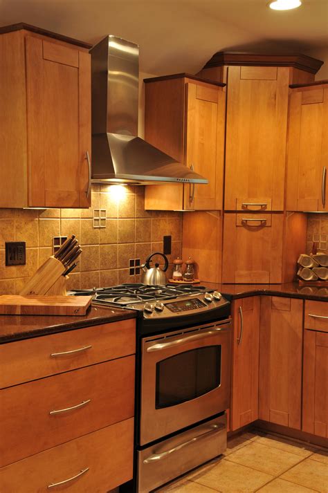 The Beauty Of Kitchen Cabinets Maple Kitchen Cabinets