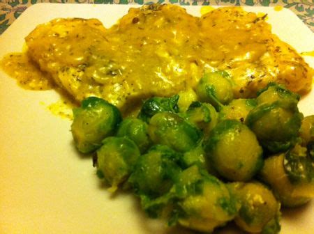 Scopri ricette, idee per la casa, consigli di stile e altre idee da provare. Filetti di merluzzo al curry - Ricetta su AdessoCucina.com