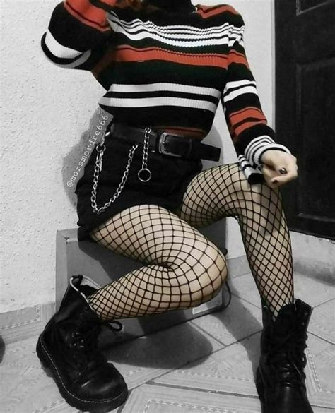 Awesome Fishnet Outfits Ideas For Spring 07 Fishnet Outfit Edgy