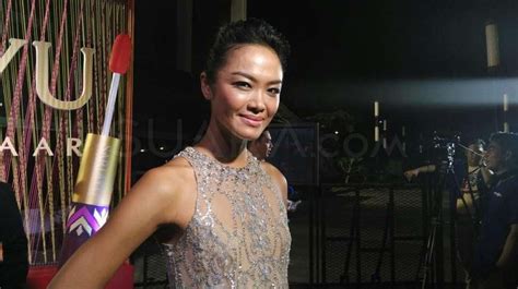 Check spelling or type a new query. Wow, Super Model Indonesia Ini Ternyata Jago Silat