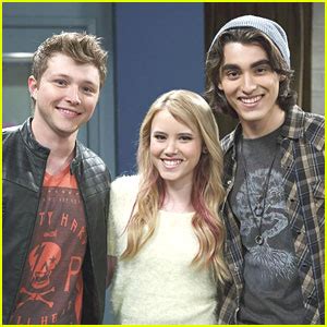 She then participated in the youth america grand prix in new york, where she earned the first place. Taylor Spreitler Gets Kisses from Sterling Knight & Blake ...