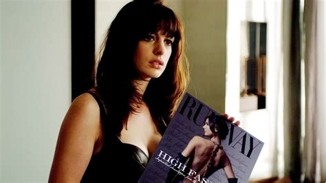 Anne Hathaway News Tips And Guides Glamour