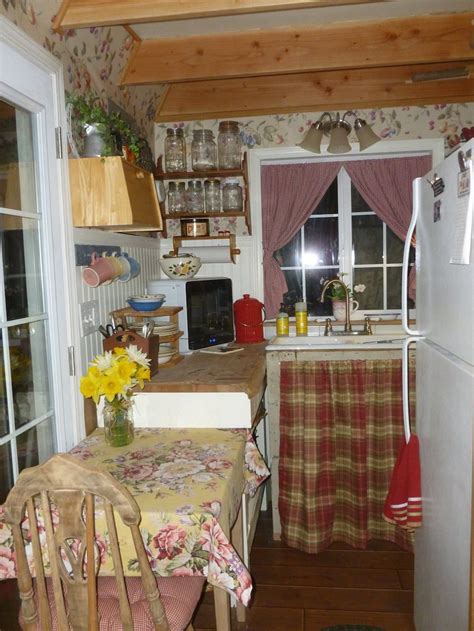 She Converted This Shed Into Her Cozy Tiny Home For Only