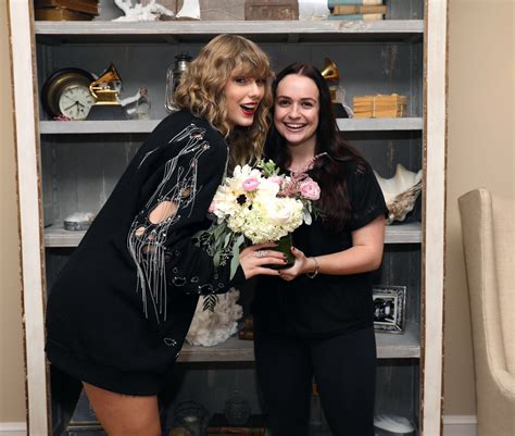 Taylor Swift Reputation Secret Sessions At Her Home In Rhode Isl