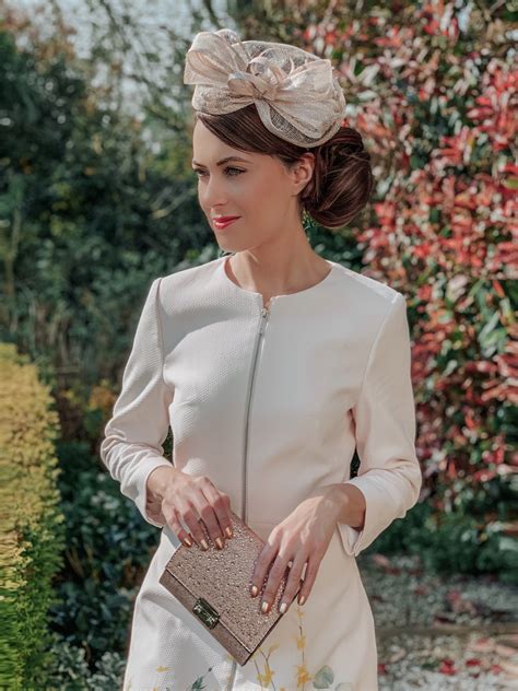 Epsom derby day fashion queens were out in full force for the second race day in surrey. HOW TO MASTER THE EPSOM DERBY DRESS CODE | ELEGANT DUCHESS