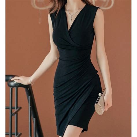 Korean Dress Black Slim Sexy Package Hip V Neck Sleeveless Sexy Dress
