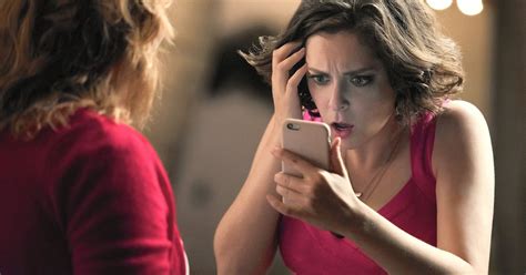 The Crazy Ex Girlfriend Season 2 Promo Proves That Things Will Continue To Get Crazier For Rebecca