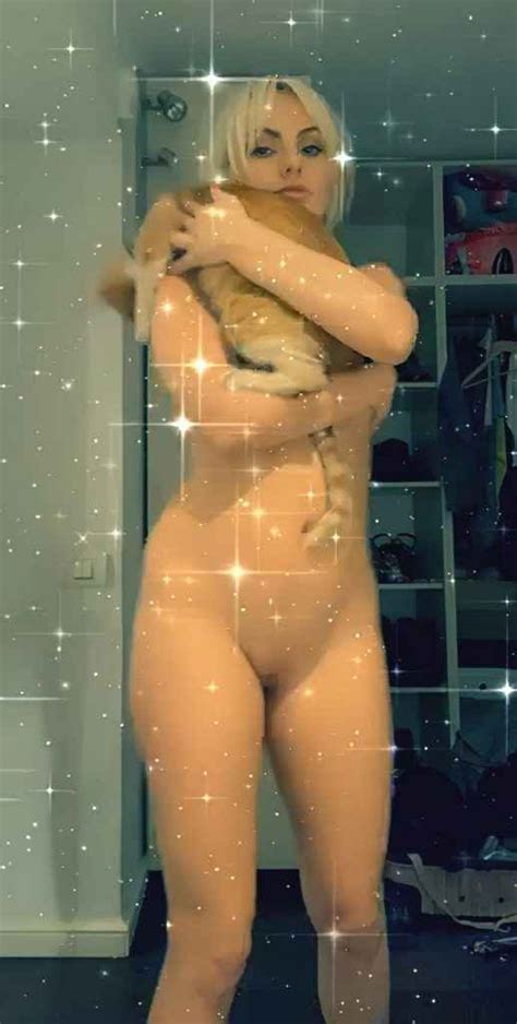 Alexandra Stan Nue Decembre Les Stars Nues En Photos Et Vid Os