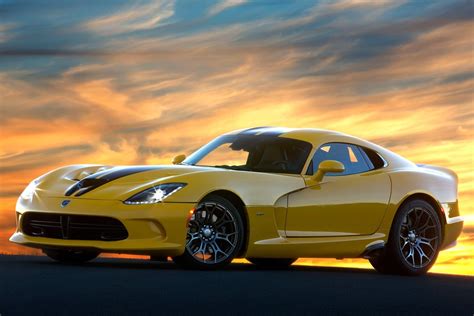 Dodge Viper Is Most Expensive 2016 Model To Insure Study Finds Edmunds