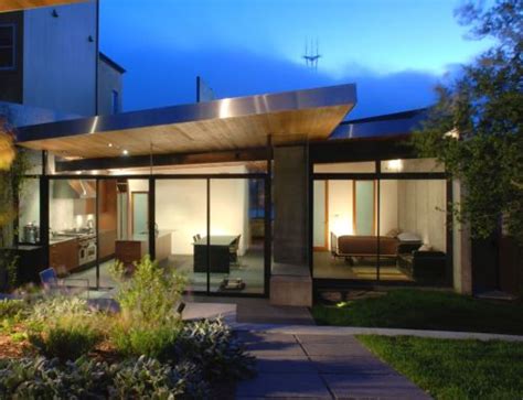 Rekomendasi buat temen2 yang rumahnya kurang luas bisa menggunakan dekorasi ruang keluarga atau ruang. 3 Desain Rumah Kaca Minimalis Modern