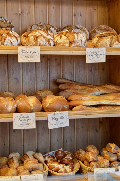 Les ingrédients pour faire son pain maison la recette du pain maison classique comment conserver son pain maison ? La Maison du Pain - Graziella's Food Blog