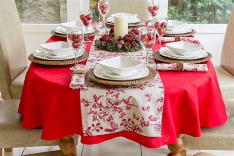 Find oval tablecloth at macy's. Cotton Collection Red Oval - Perfect for Christmas! | The ...