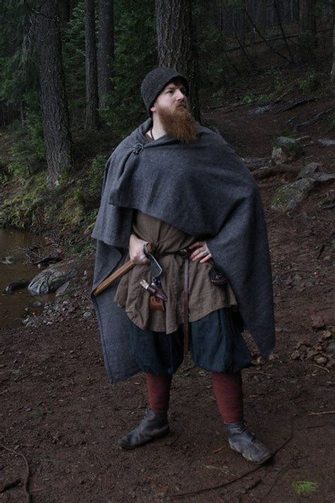 Viking Wool Rectangle Cloak In Diamond Twill Historial Reenactment