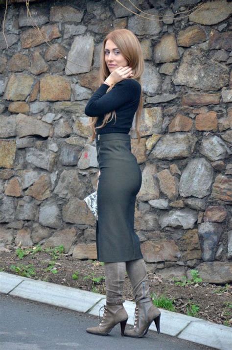 Pencil Skirt With Boots Pencil Skirt Outfits Skirts With Boots