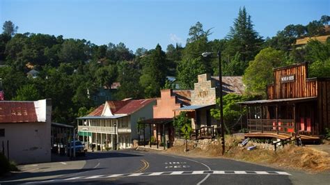 Amador City Hosts States Shortest Parade Nbc Bay Area