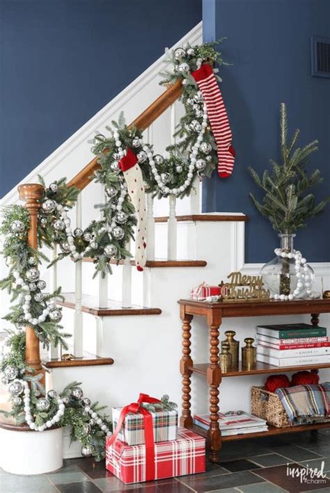 21 Christmas Stair Decoration Ideas How To Decorate With Garland