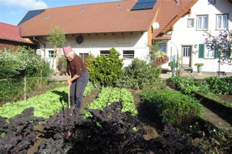 Die solardusche sollte einen fixen platz im garten bekommen, denn sie wird auf einem stabilen untergrund, wie z.b. Naturpark Südschwarzwald - Bauerngartenroute