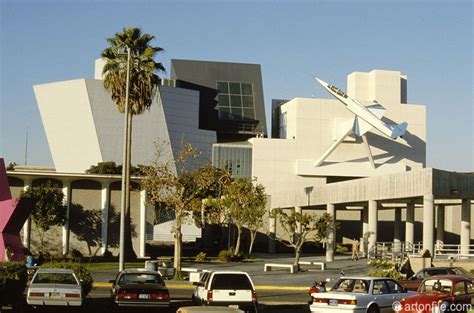 California Aerospace Museum 1984 Frank Gehry