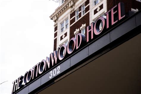 75 Million Restoration Of Cottonwood Hotel Starts New Chapter For