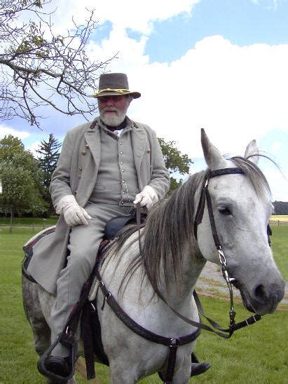 √ Robert E Lee Horse Traveler Popular Century