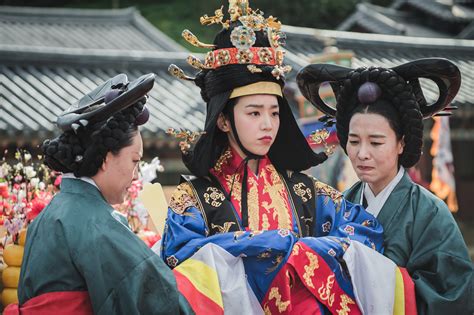 Shin Hye Sun Talks About Her Character In Mr Queen