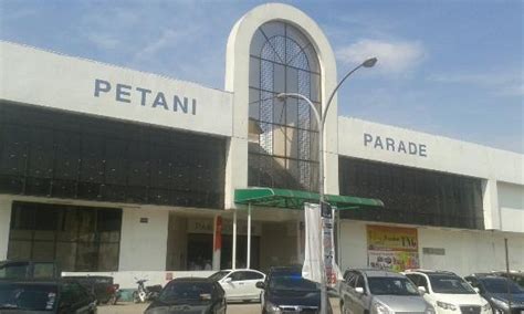 Sungai petani is kedah's largest town and is located about 55 km south of alor setar, the capital of kedah, and 33 km northeast of george town, the capital city of the neighbouring state of penang. Central Square (Sungai Petani, Malaysia): Address ...