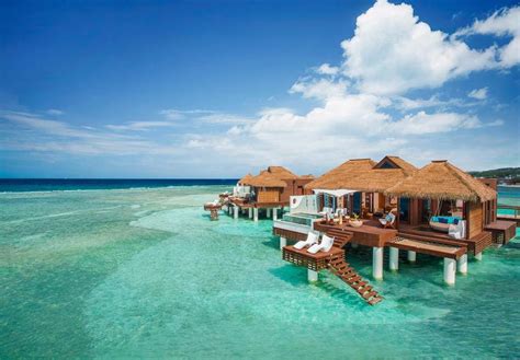 10 hoteles sobre el agua en el caribe
