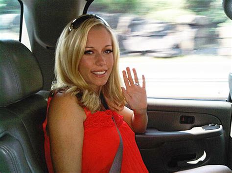 Kendra Wilkinson Sex Tape Scandal Photo 1 Pictures Cbs News