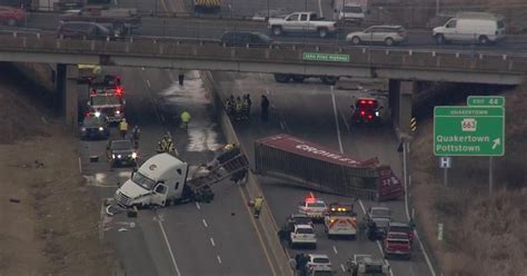 Tractor Trailer Accident Causes Traffic Mess On Pennsylvania Turnpike