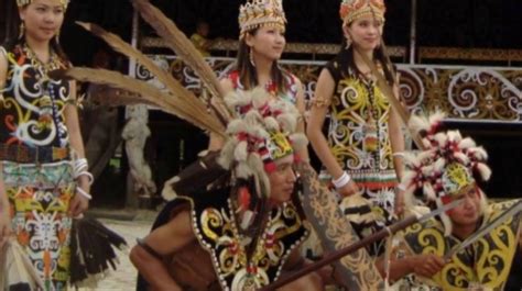 Upacara Tiwah Perjalanan Tradisi Kematian Suku Dayak Yang Berusia