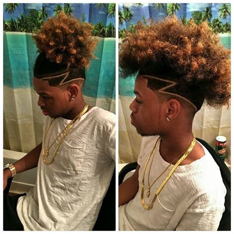 1.52 unbelievable black men haircut transformation. Now THIS is how you do a man bun! Lol | Cabelo, Ideias de ...