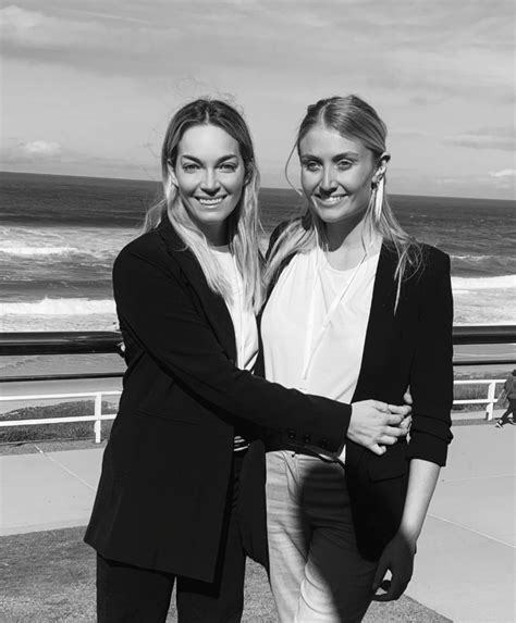 Oct 21, 2016 · jordán adél teljesen átlátszó indokkal kopogtat át a gondterhelt csányi sándorhoz. Australia: Crowdfunding Ariel App for people living with ...