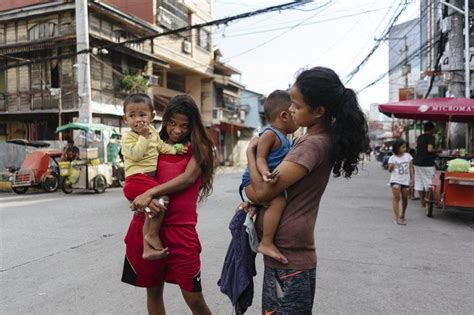 photos why the philippines has so many teen moms teen pregnancy teen mom teenage pregnancy