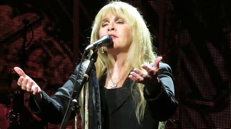 Stevie Nicks Announces North American Headlining Tour Check Out Dates Siachen Studios