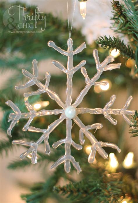 Frosted Hot Glue Snowflake Snowflakes Christmas Ornaments Diy Projects